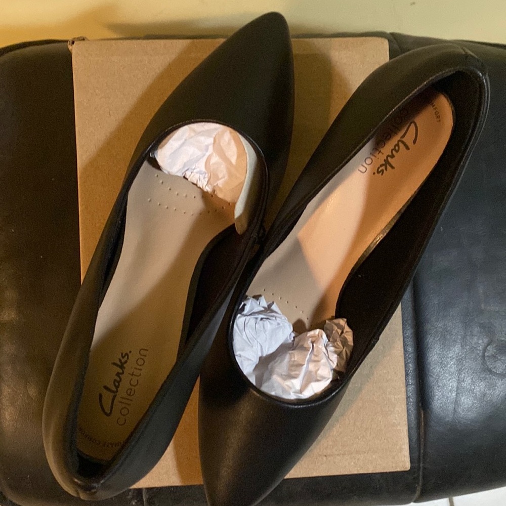 Black Leather Pumps